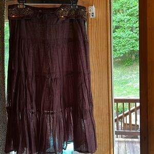 Miss Chievous brand size 7 brown skirt with sequin waist detail.